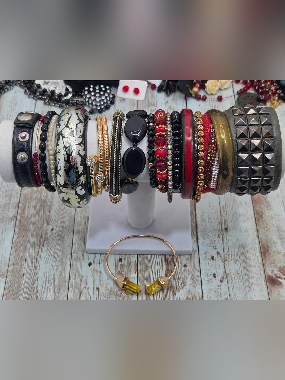 🥀 HUGE 50+ pc Whimsigoth Gothic Romantic Jewelry Lot Necklaces Bracelets Ear 🖤 - Picture 8 of 16